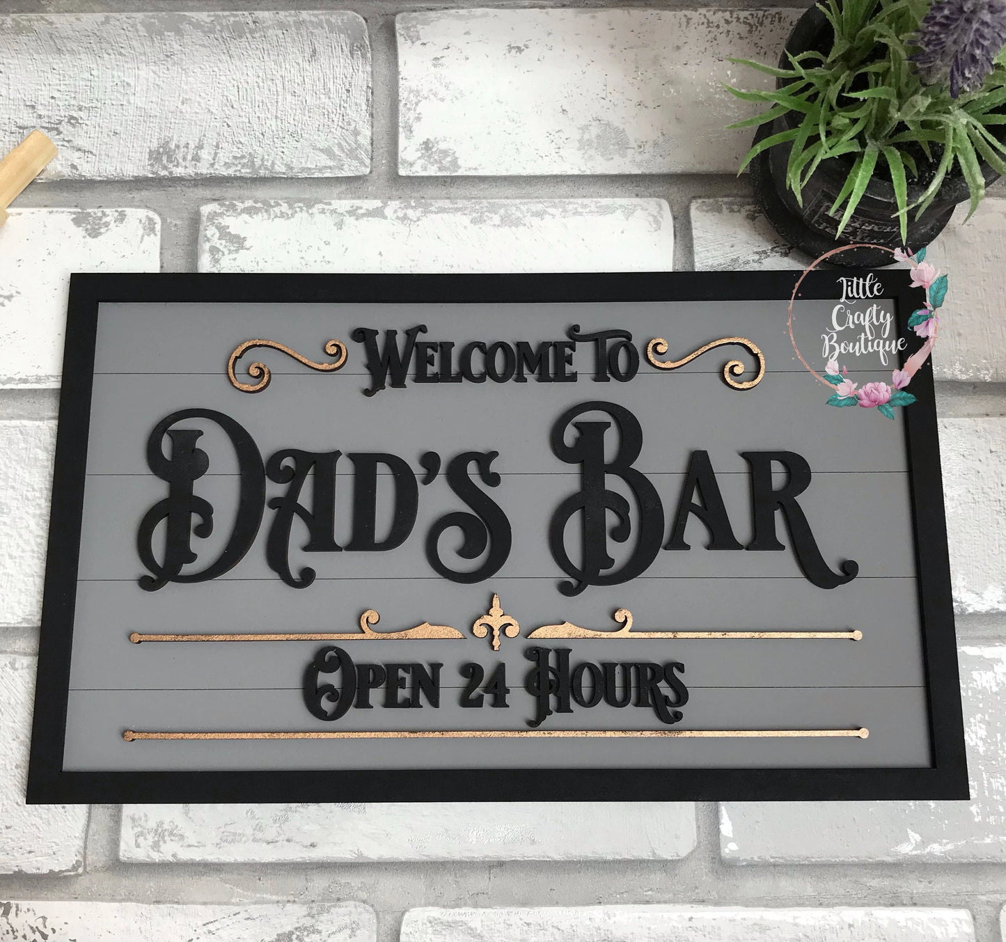 Mums/Dads Bar Sign