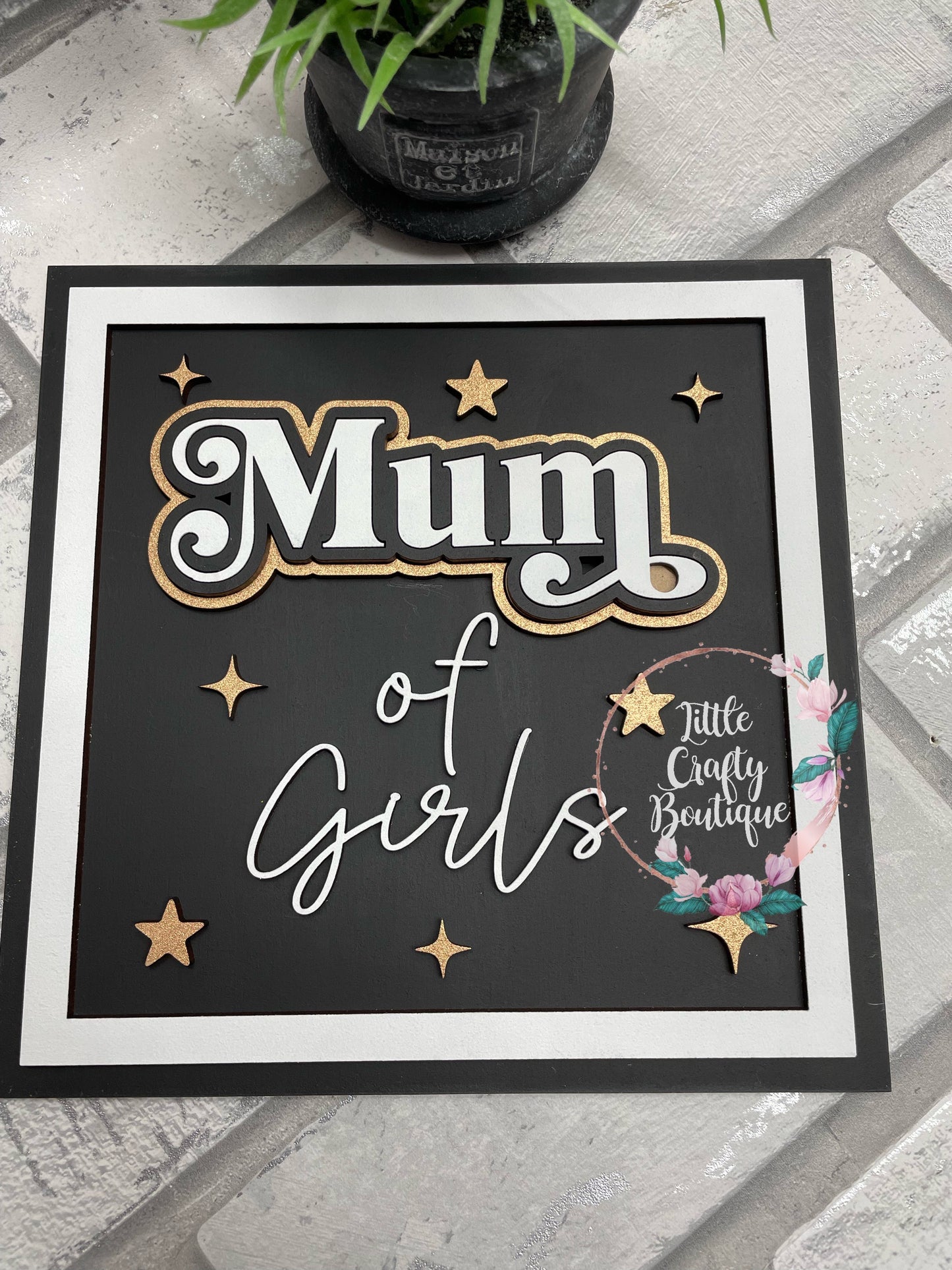 Mum of girls plaque